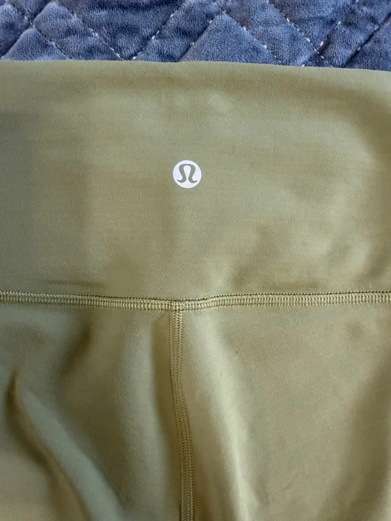 lululemon athletica High-Rise Leggings in Olive Green - Picture 3 of 4